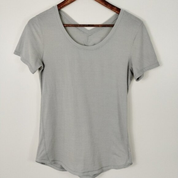 Lululemon Intensi Tee Size 6 Gray Short Sleeve Gym Hiking Athletic - Picture 1 of 6